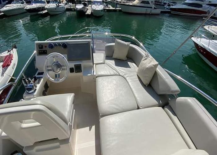 day private yacht charter Dubai, yacht special advisor Dubai, Dubai private yacht charter