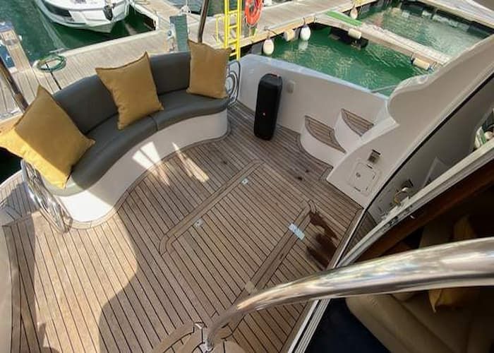 motor yacht rental Dubai, VIP concierge, Dubai motor yacht rental