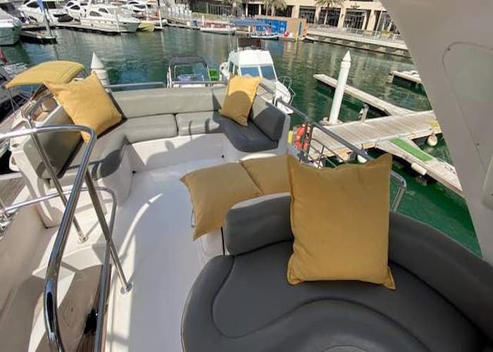 motor yacht rental Dubai, luxury yacht broker, Dubai motor yacht rental