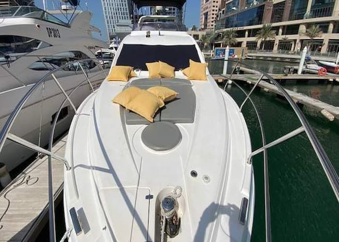 motor yacht rental Dubai, yacht broker, Dubai motor yacht rental