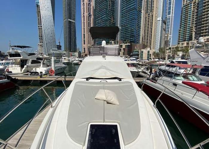 day private yacht charter Dubai, UAE private yachts, Dubai private yacht charter